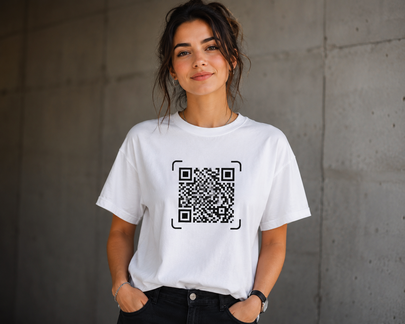 ۱۰ کاربرد خلاقانه QR Code روی تیشرت که باید امتحان کنید